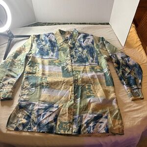 Stunt Collection Men's Small Silk Shirt Long Sleeve button up Vintage Hawaiian